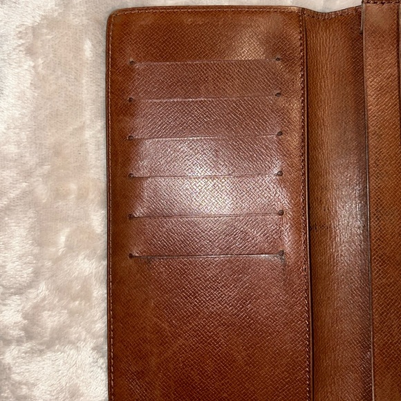 LOUIS VUITTON MONOGRAM CHECKBOOK WALLET - Picture 13 of 13